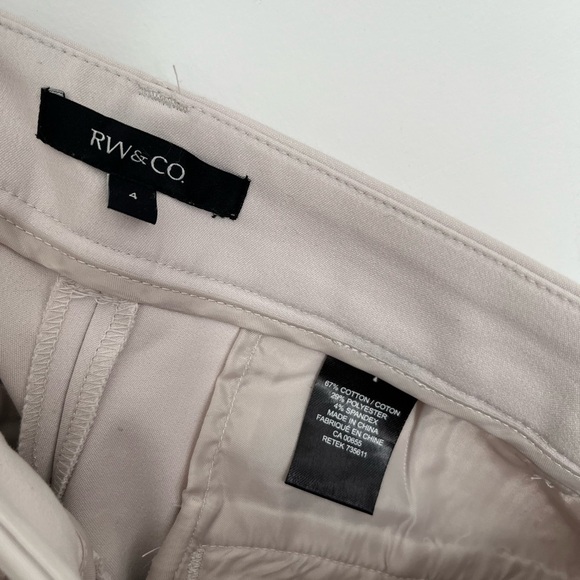 RW&CO Women's straight leg Cream Trouser pants size 4 - Picture 4 of 4
